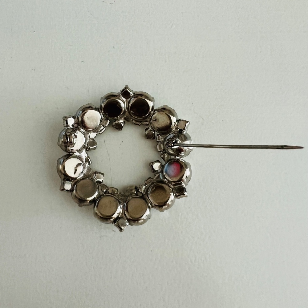 Rhinestone Brooch - Picture 2 of 4